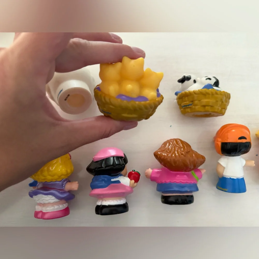 Little people lot